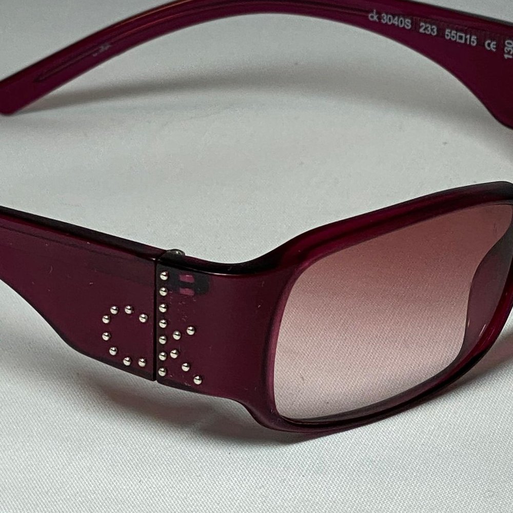 Calvin Klein Sunglasses & Case 3040s